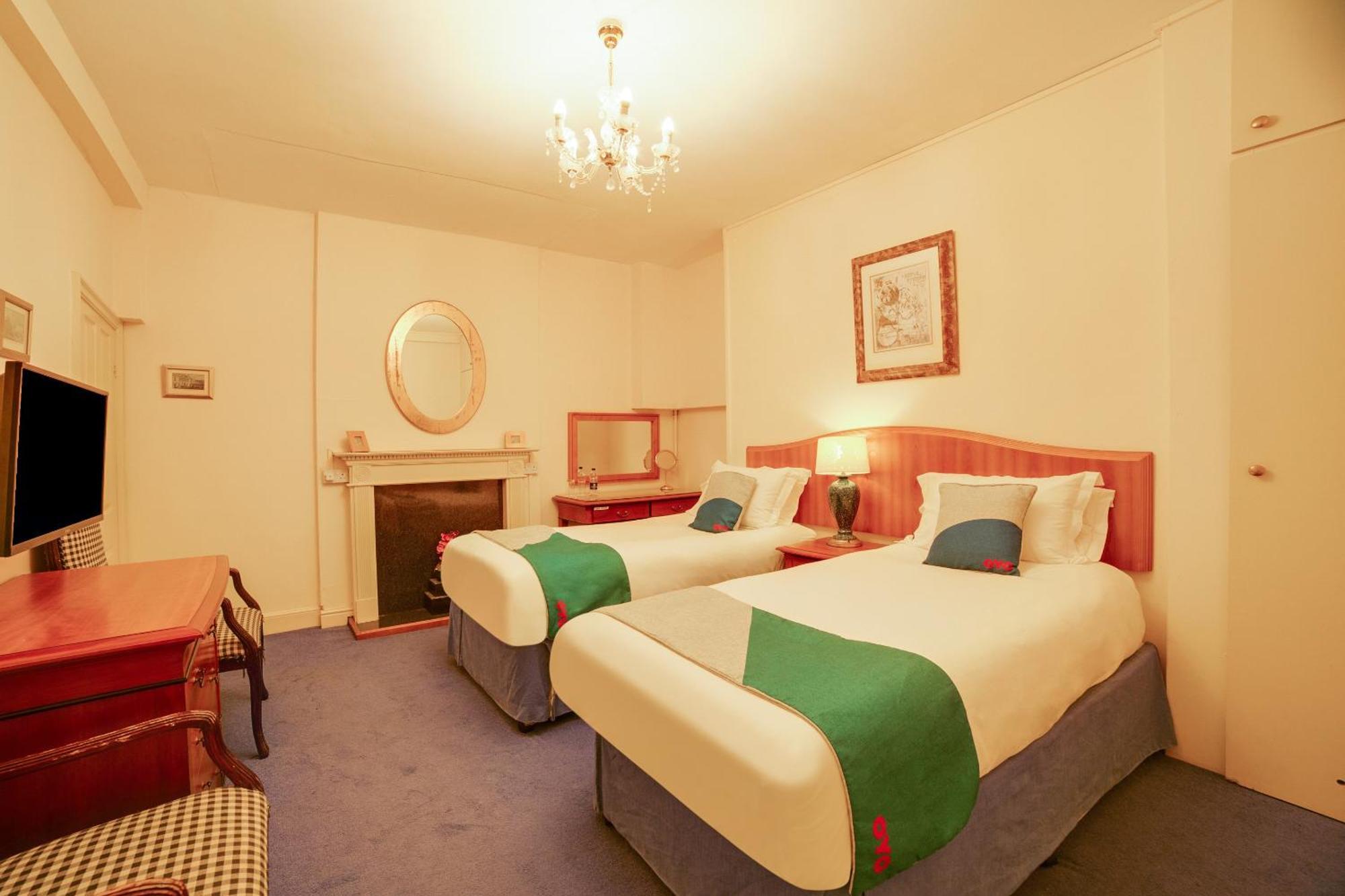 Oyo Bailbrook Lodge, Bath Dış mekan fotoğraf
