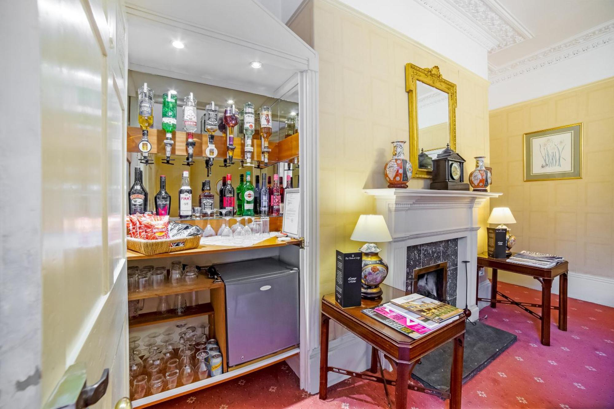 Oyo Bailbrook Lodge, Bath Dış mekan fotoğraf