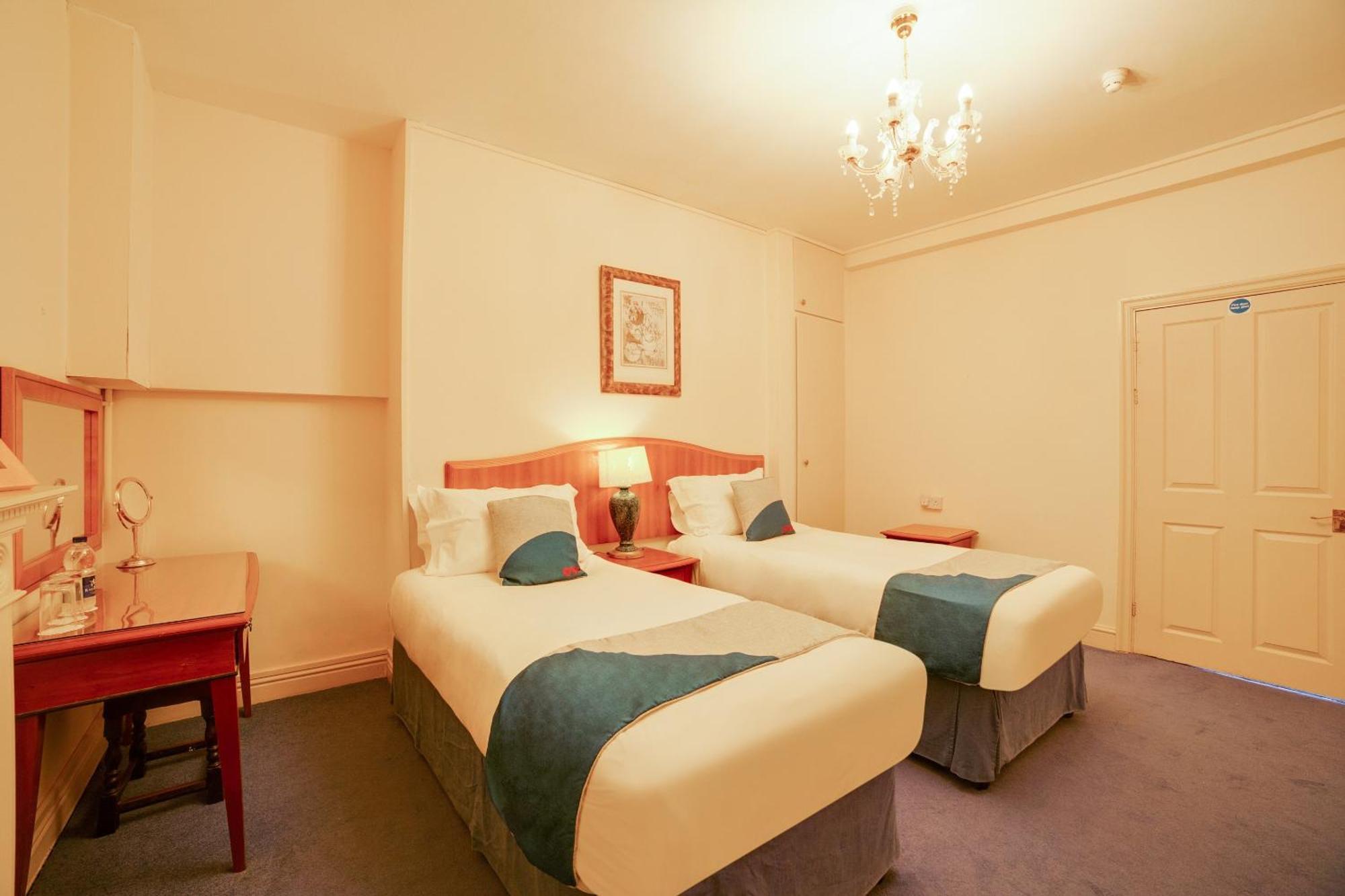 Oyo Bailbrook Lodge, Bath Dış mekan fotoğraf